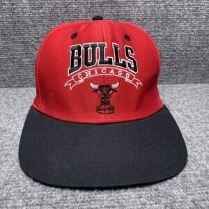 Chicago Bulls Hat Cap Snap Back Red Black NBA Basketball Adidas Mens